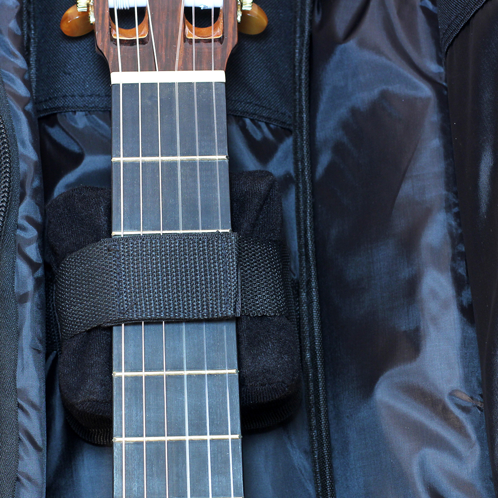 Kremona TL Deluxe Guitar Gig Bag with reinforced stitching and industrial zippers