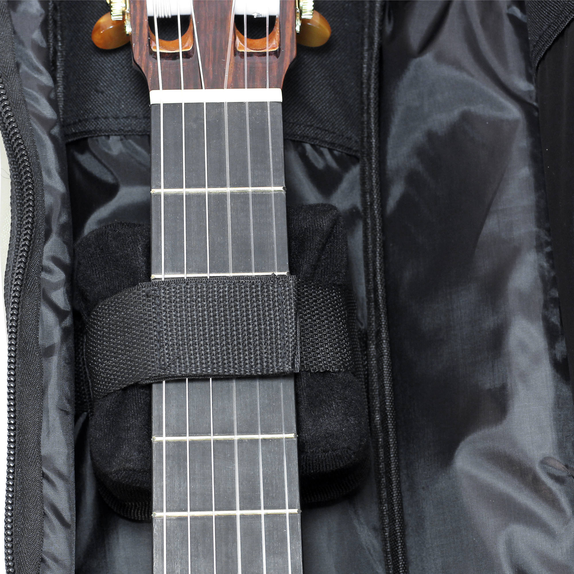 Kremona padded gig bag for Rosa Luna CW cutaway flamenco stage guitar 2